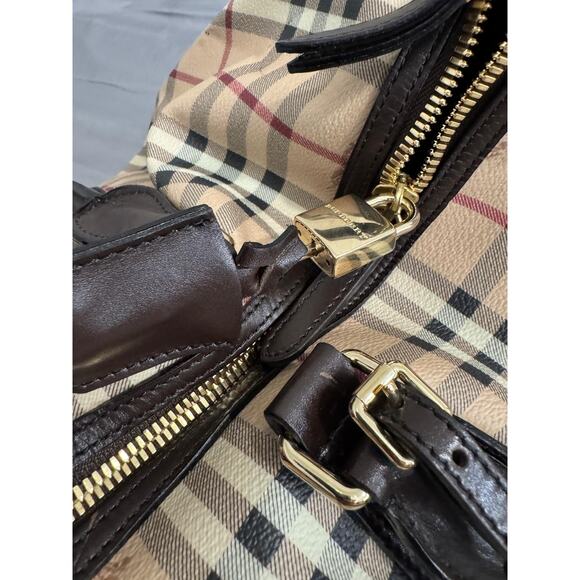 Burberry House Check Canvas/Leather Duffel Bag – Unused, Dust Bag Included - Picture 8 of 10